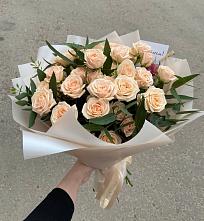 Букет Кремовые розы Латте в Богучаре