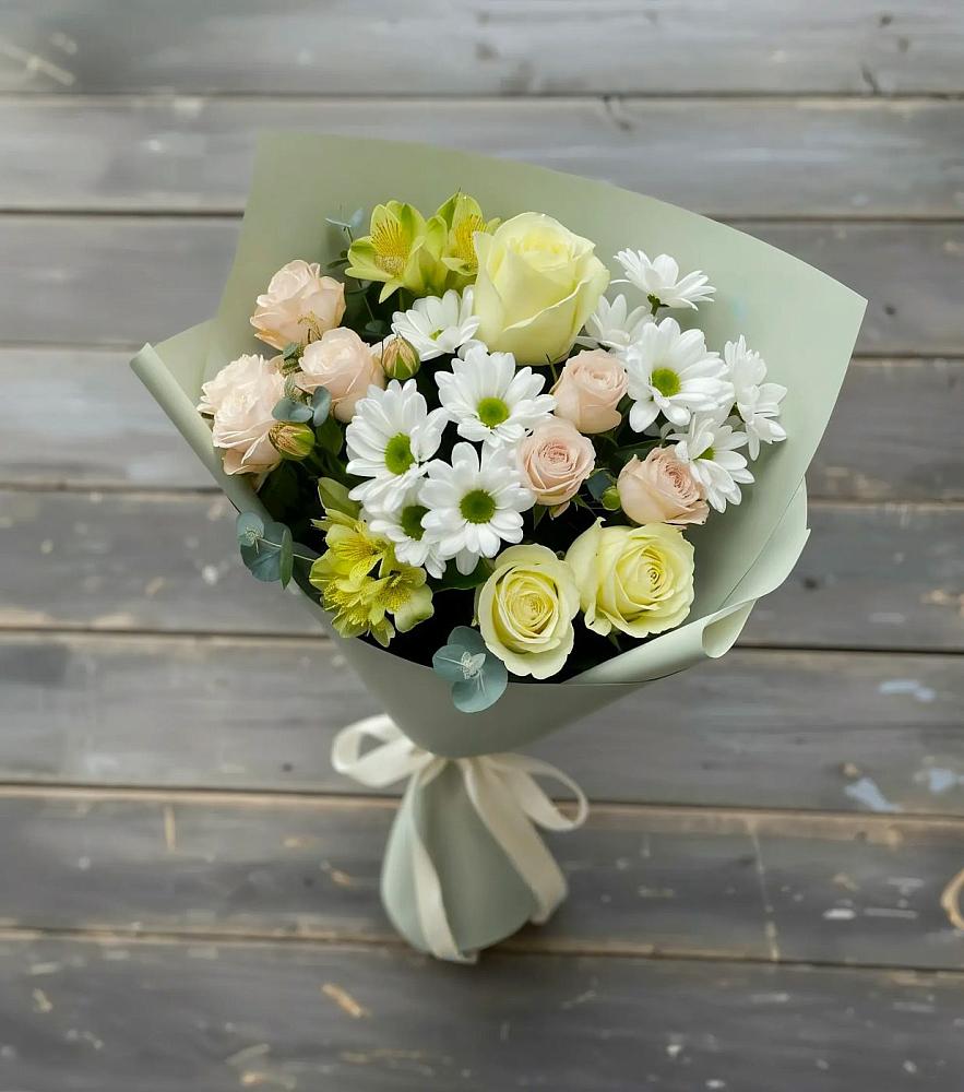 Букет цветов из: Альстромерии, Розы и Хризантемы в Богучаре