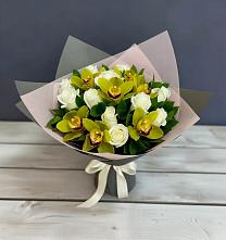 Букет цветов из:  Орхидеи и Розы #REPLACE_PRED# Богучаре