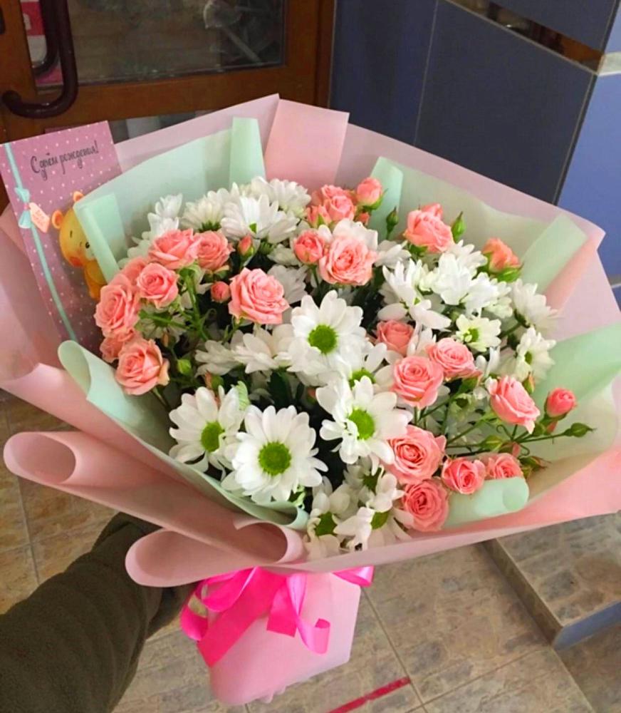 Букет цветов из: Розы и Хризантемы в Богучаре