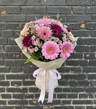 Букет цветов из:  Герберы и Хризантемы в Богучаре